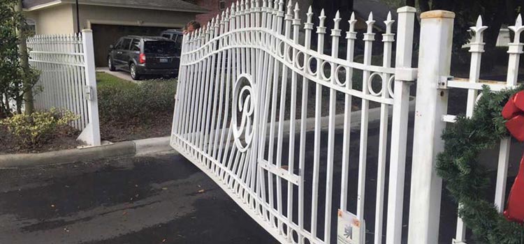 24/7 Emergency Gate Replacement in Mount Laurel