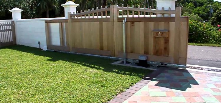 Rolling Driveway Gates in Bordentown