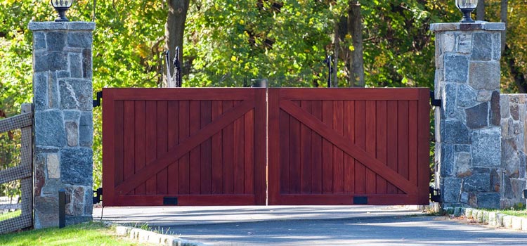 Wood Fence Gate in Washington